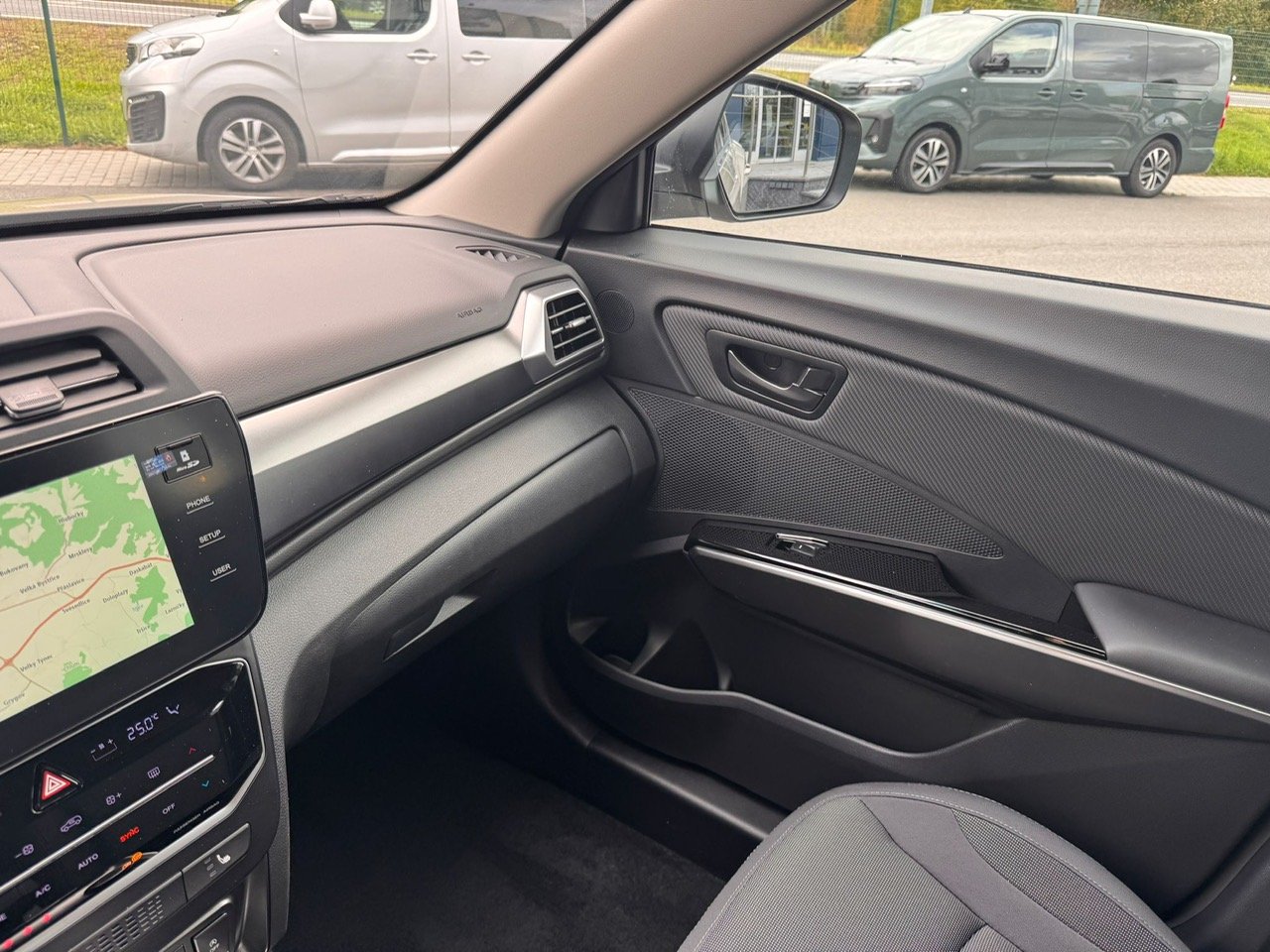 Tivoli 1.5 Benzín 120kW/163k | Style