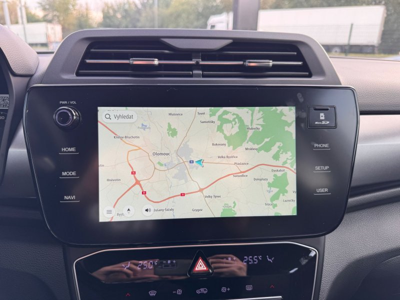 Tivoli 1.5 Benzín 120kW/163k | Style